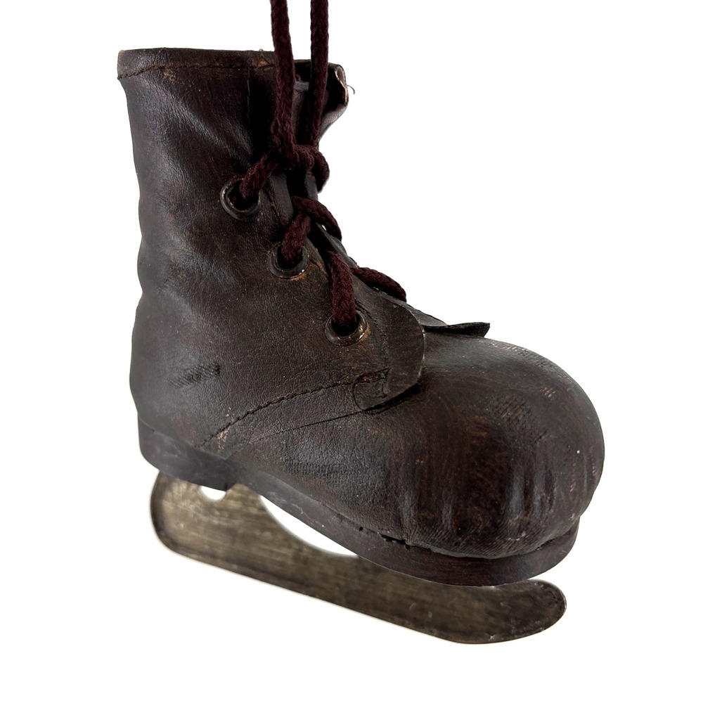 Vintage Ice Skate Ornament Brown Faux Leather Hockey Skating Pond‎